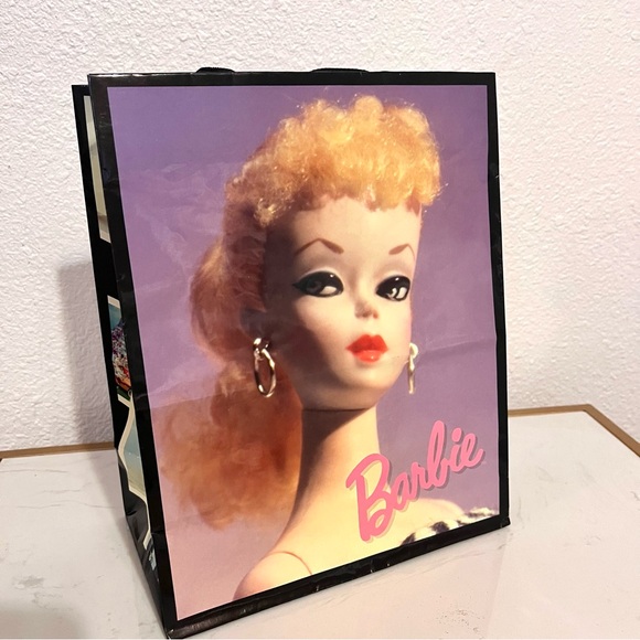 1996 Barbie Hallmark party gift bag - Picture 1 of 5